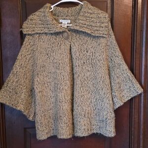 Hannah Women's Knit Buttoned Poncho in Beige
